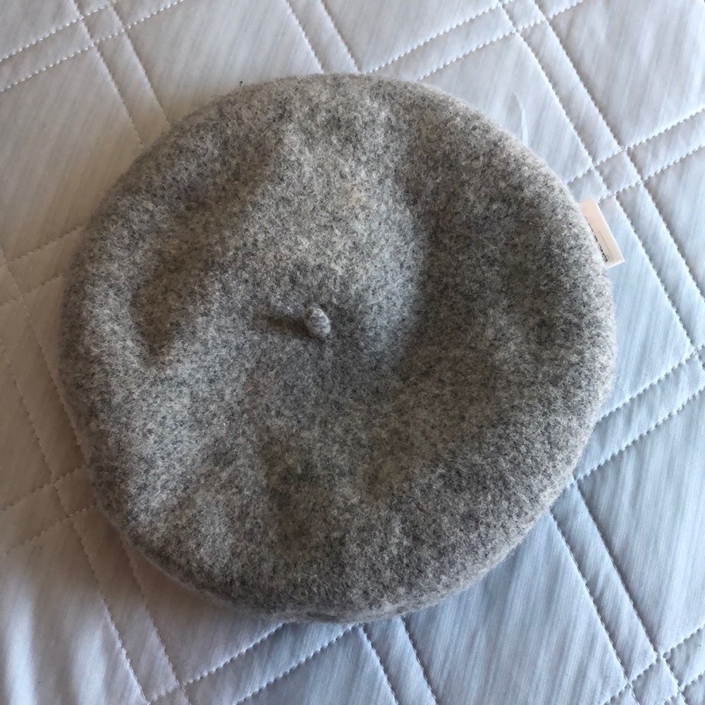 Heather grey beret
